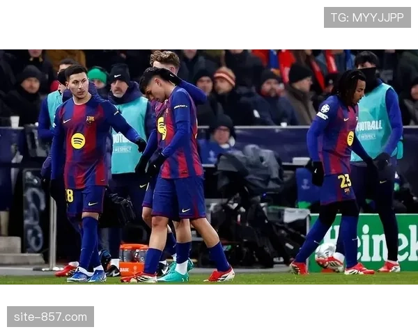 巴萨亚马尔佩德里连续首发 欧冠关键战体能面临考验